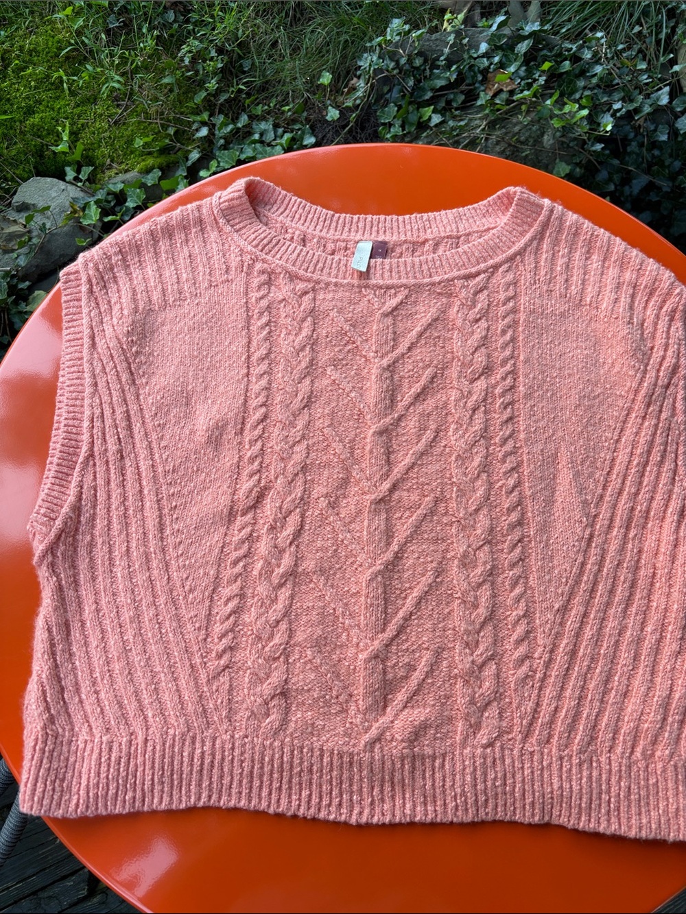 Pilcro Cable Knit Sleeveless Crewneck Vest in Coral Pink